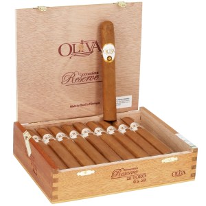 Oliva Connecticut reserve Toro Box