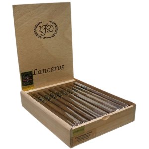 La Flor Dominicana Lancero Cameroon Box
