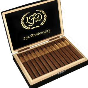 La Flor Domenicana 25th Anniversary Lim Box